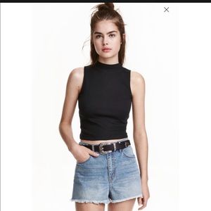 Short Turtleneck crop top